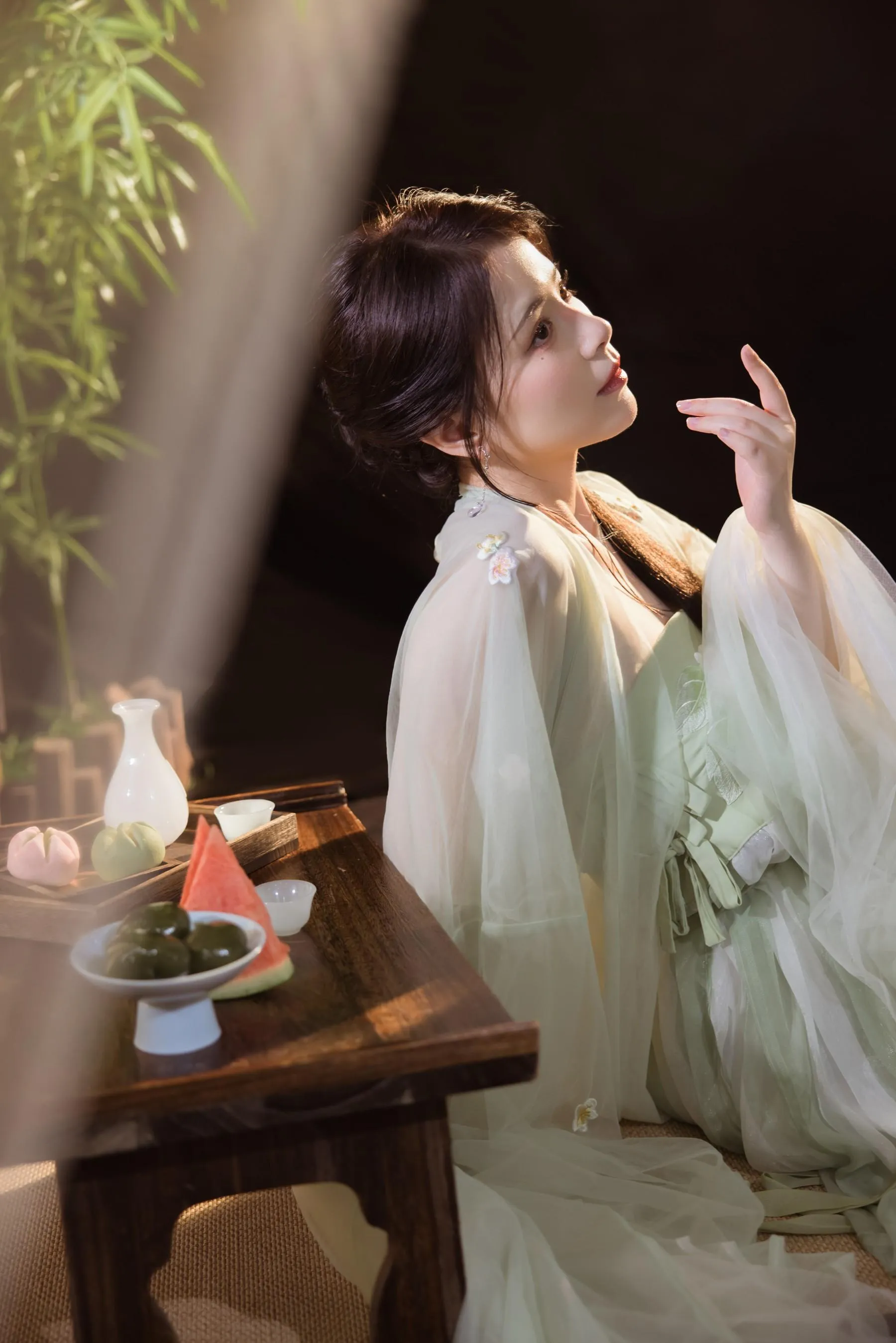 [YITUYU艺图语]2022.08.05 夏日庭院 公子不坏__ [22P]插图4